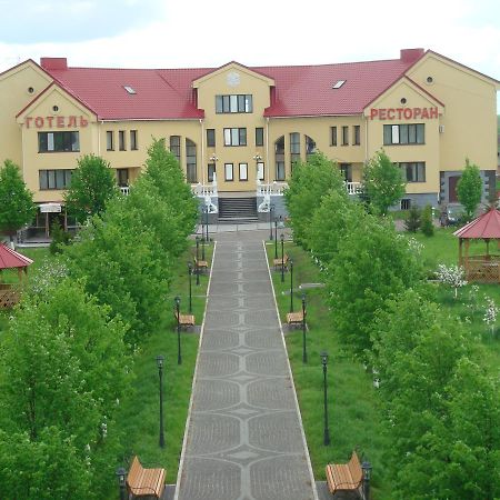 Velyka Omelyana Hotel - Restaurant "Lion'S Heart" מראה חיצוני תמונה
