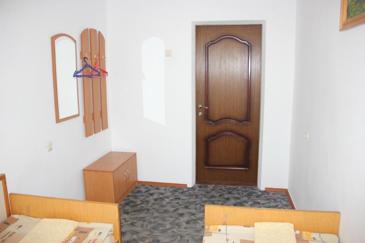 Velyka Omelyana Hotel - Restaurant "Lion'S Heart" מראה חיצוני תמונה