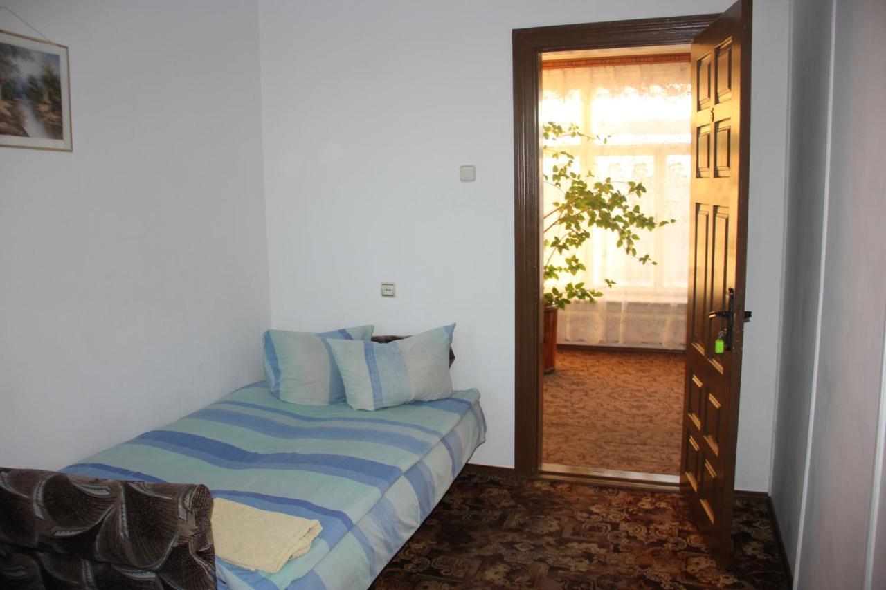 Velyka Omelyana Hotel - Restaurant "Lion'S Heart" מראה חיצוני תמונה